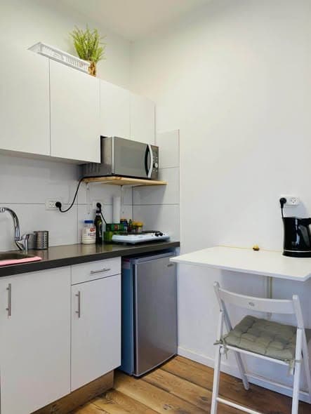 1 room sublet in Lev HaIr