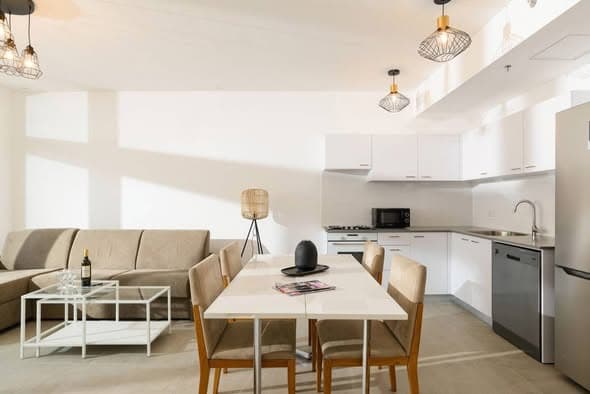 2 room sublet in Florentin - Photo 2