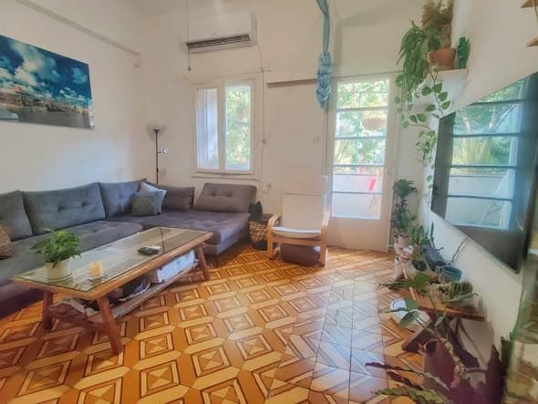 2 room sublet in Florentin - Photo 1