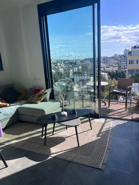 2.5 room sublet in Florentin - Photo 1