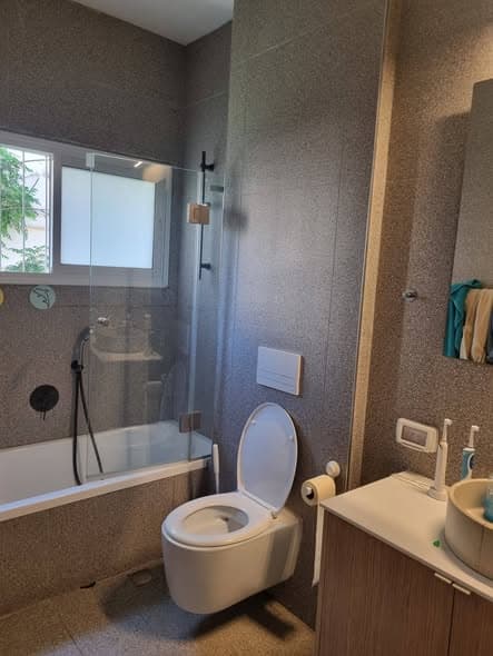 3 room sublet in Old North