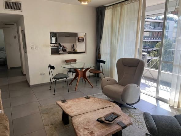 3 room sublet in Lev HaIr