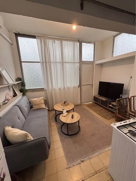 1 room sublet in Old North - Photo 1