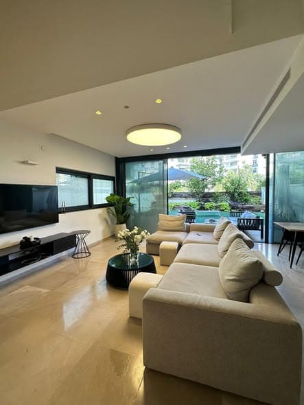 6 room sublet in Ramat Aviv - Photo 1