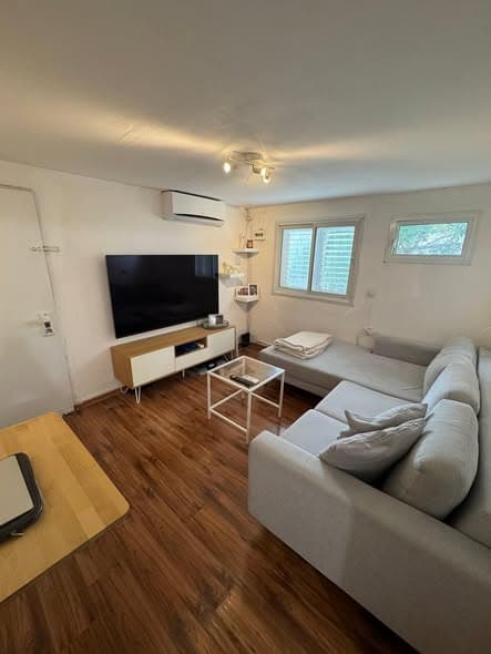 2 room sublet in Old North - Photo 2