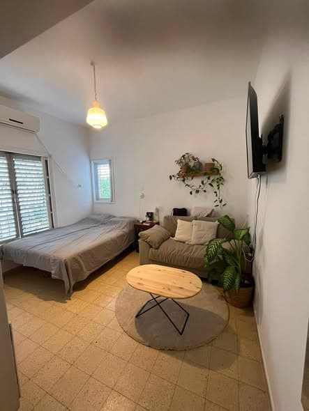 1 room sublet in Old North - Photo 2
