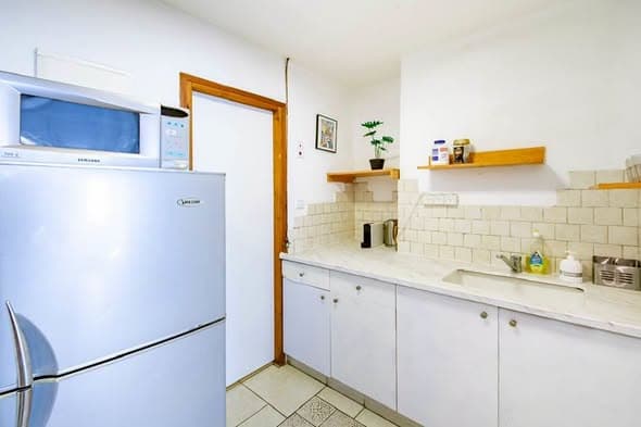 1 room sublet in Lev HaIr - Photo 2