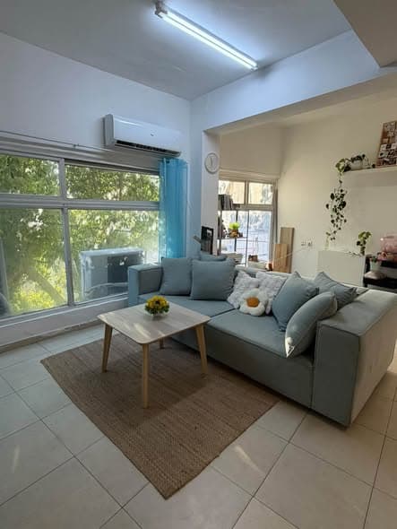 2 room sublet in Florentin