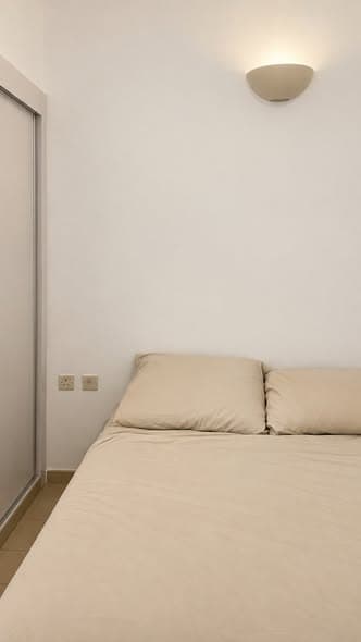 2 room sublet in Old North