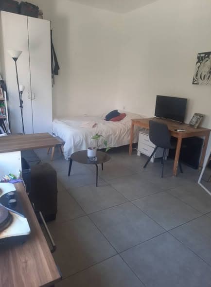 1 room sublet in Kerem HaTeimanim - Photo 1