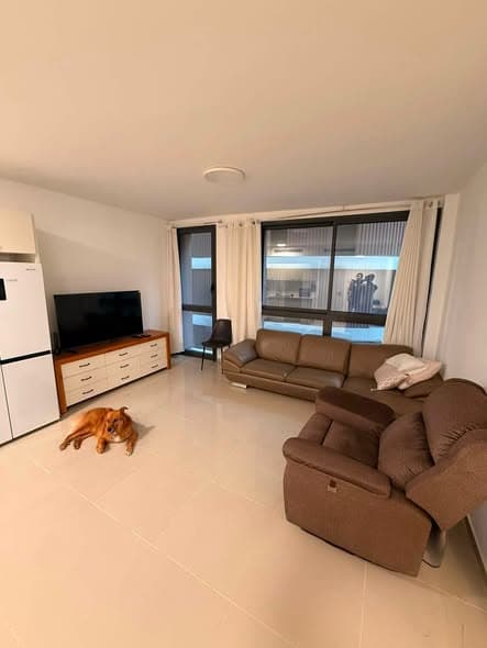 2 room sublet in Florentin - Photo 1