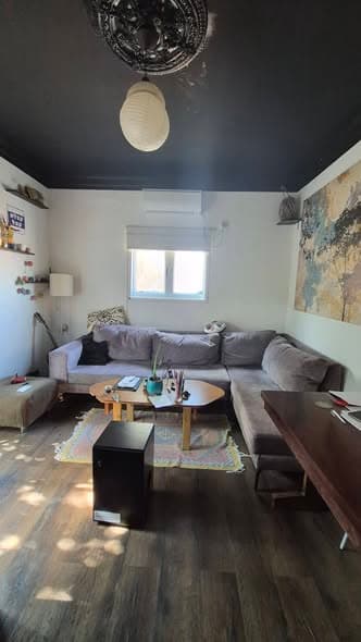2.5 room sublet in Florentin - Photo 1