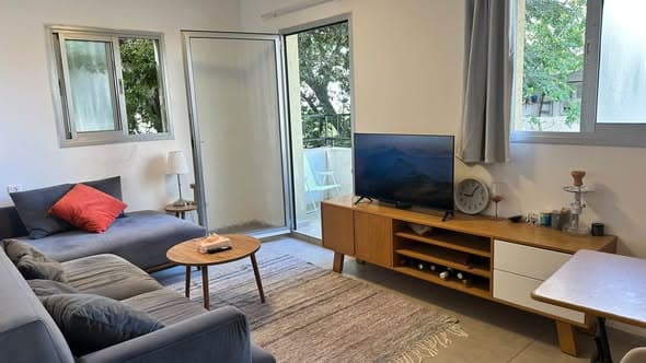 2 room sublet in Florentin - Photo 1