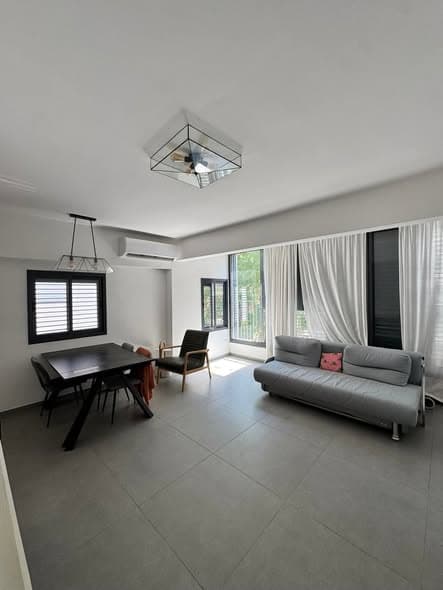 2 room sublet in Florentin - Photo 1