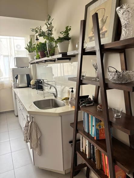 2 room sublet in Old North