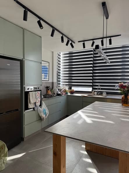 1 room sublet in Lev HaIr