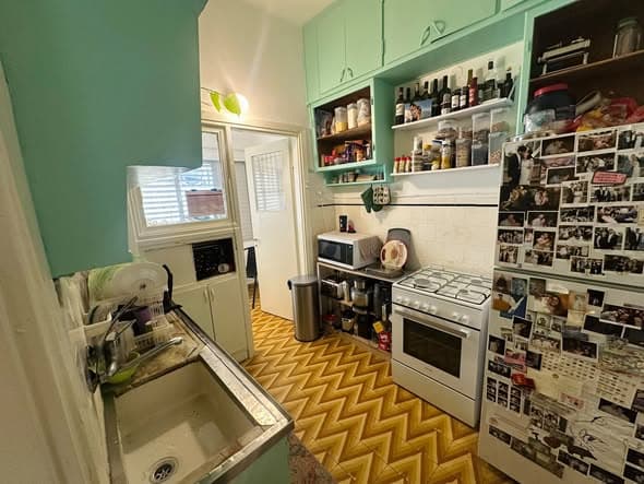 2 room sublet in Lev HaIr