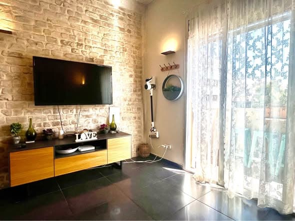 3 room sublet in Old North