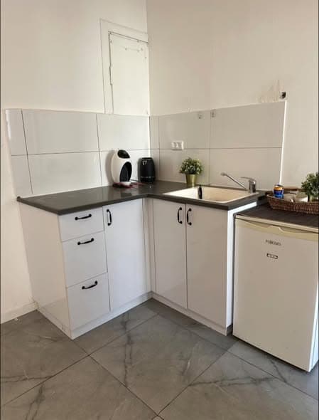 1 room sublet in Lev HaIr