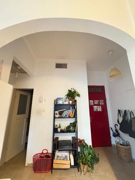 2 room sublet in Kerem HaTeimanim