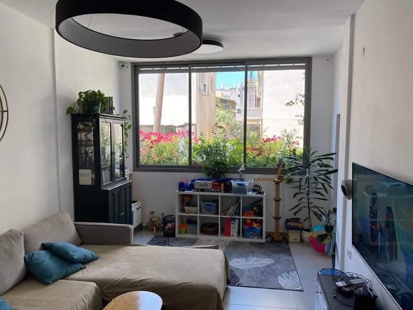 2 room sublet in Kerem HaTeimanim