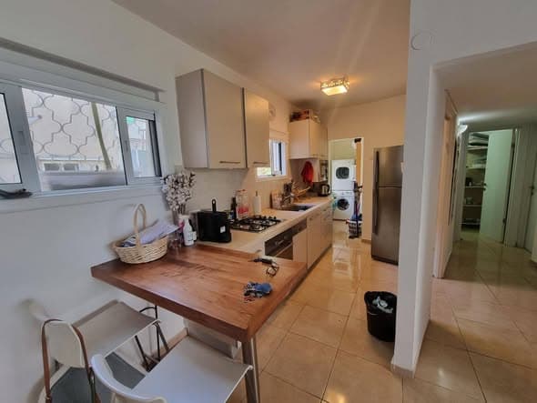 3 room sublet in Ramat Aviv