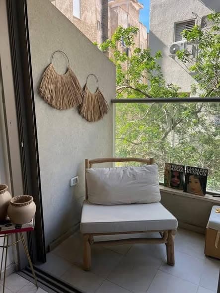 2 room sublet in Old North