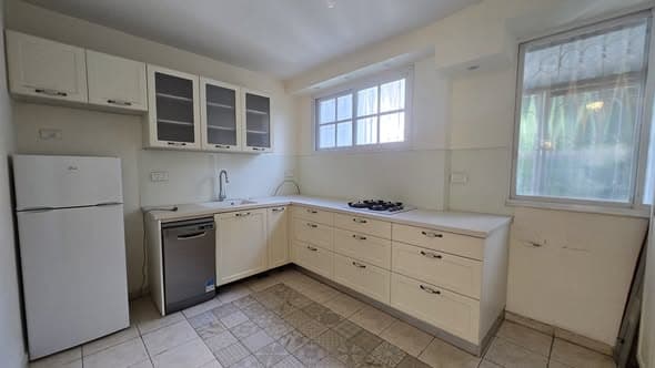 3 room sublet in Old North - Photo 1
