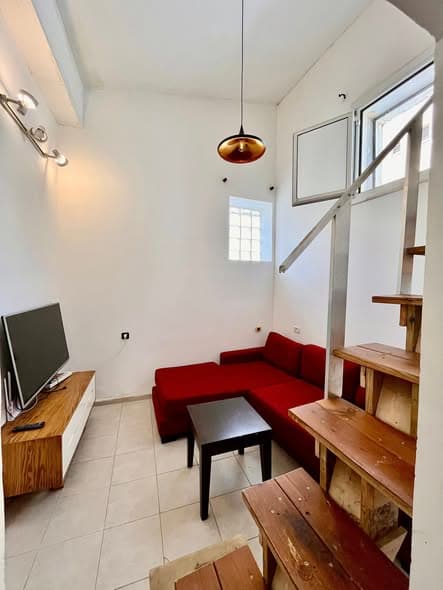 1 room sublet in Kerem HaTeimanim