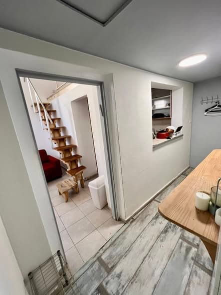 1 room sublet in Kerem HaTeimanim