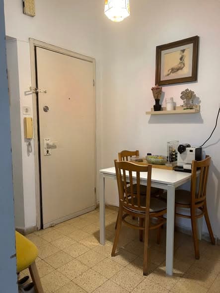 2 room sublet in Old North