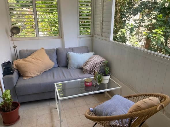 2 room sublet in Old North - Photo 2