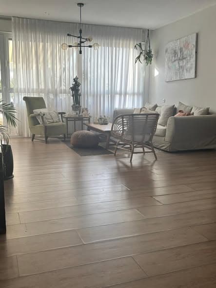 5 room sublet in Ramat Aviv
