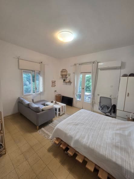 1 room sublet in Lev HaIr - Photo 2