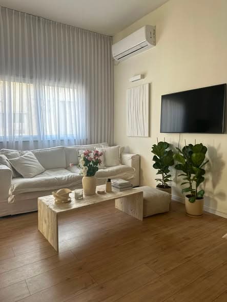 1 room sublet in Lev HaIr - Photo 1