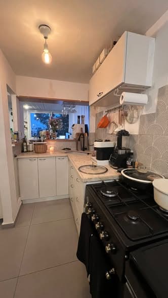 2 room sublet in Kerem HaTeimanim