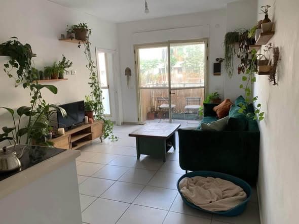 2 room sublet in Florentin - Photo 1