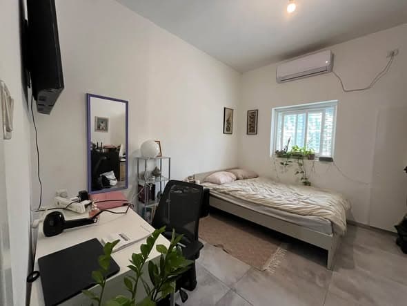 1 room sublet in Old North - Photo 1