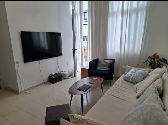 2 room sublet in Lev HaIr