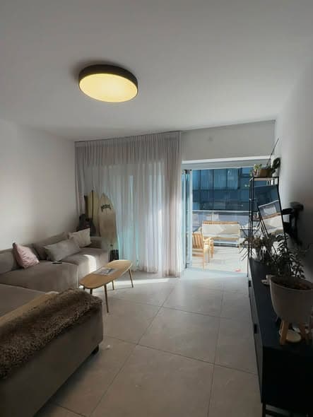 2 room sublet in Florentin - Photo 2