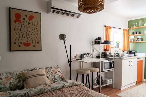 0.5 room sublet in Old North - Photo 1