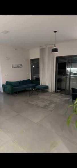 1 room sublet in Kerem HaTeimanim