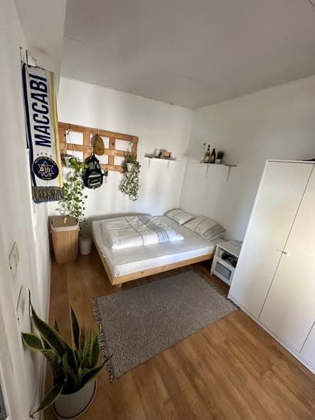 1 room sublet in Kerem HaTeimanim