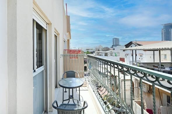 3 room sublet in Kerem HaTeimanim - Photo 2