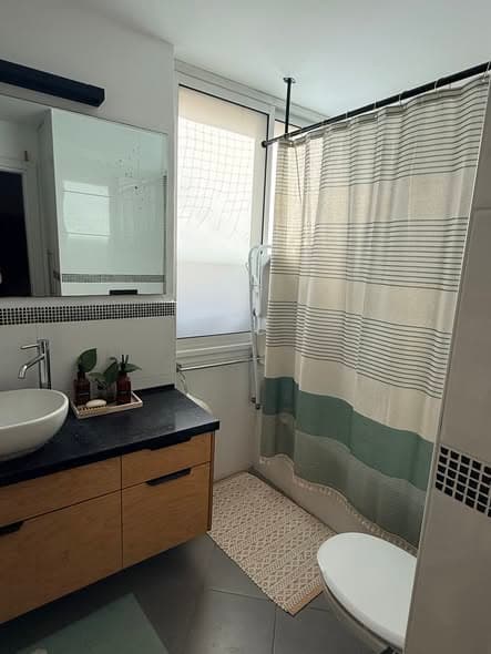 4 room sublet in Old North