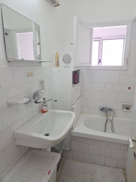 2 room sublet in Old North