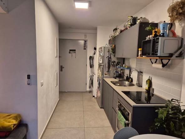 2 room sublet in Florentin - Photo 2