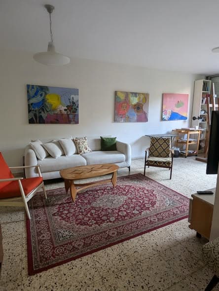 2 room sublet in Lev HaIr