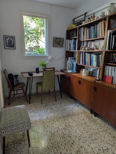 2 room sublet in Lev HaIr