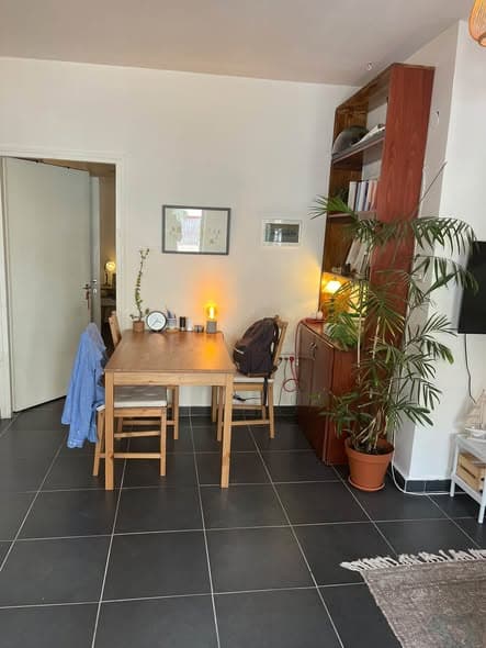 2 room sublet in Kerem HaTeimanim